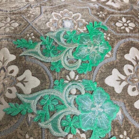 Kids Embroidery Patches Iron On Patch Craft Clothes Accessory Flower 1 Pair Set - Picture 8 of 9